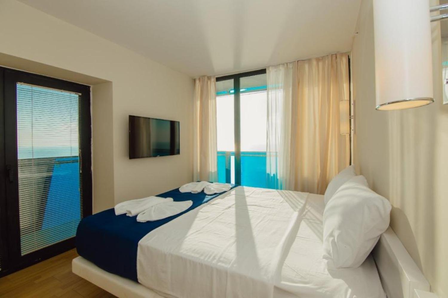Orbi Sea View 24/7