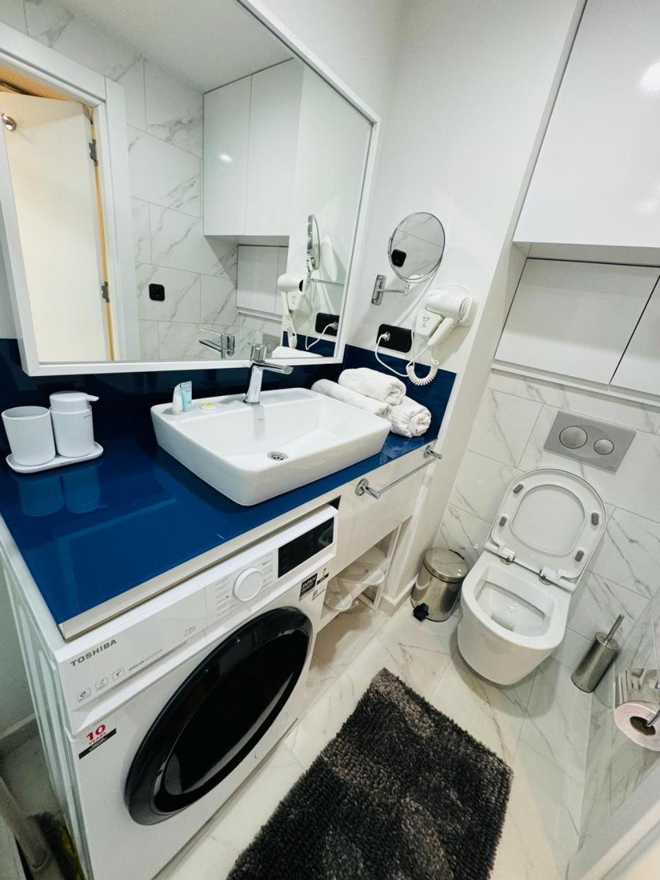 Orbi Sea View 24/7 Apartament *