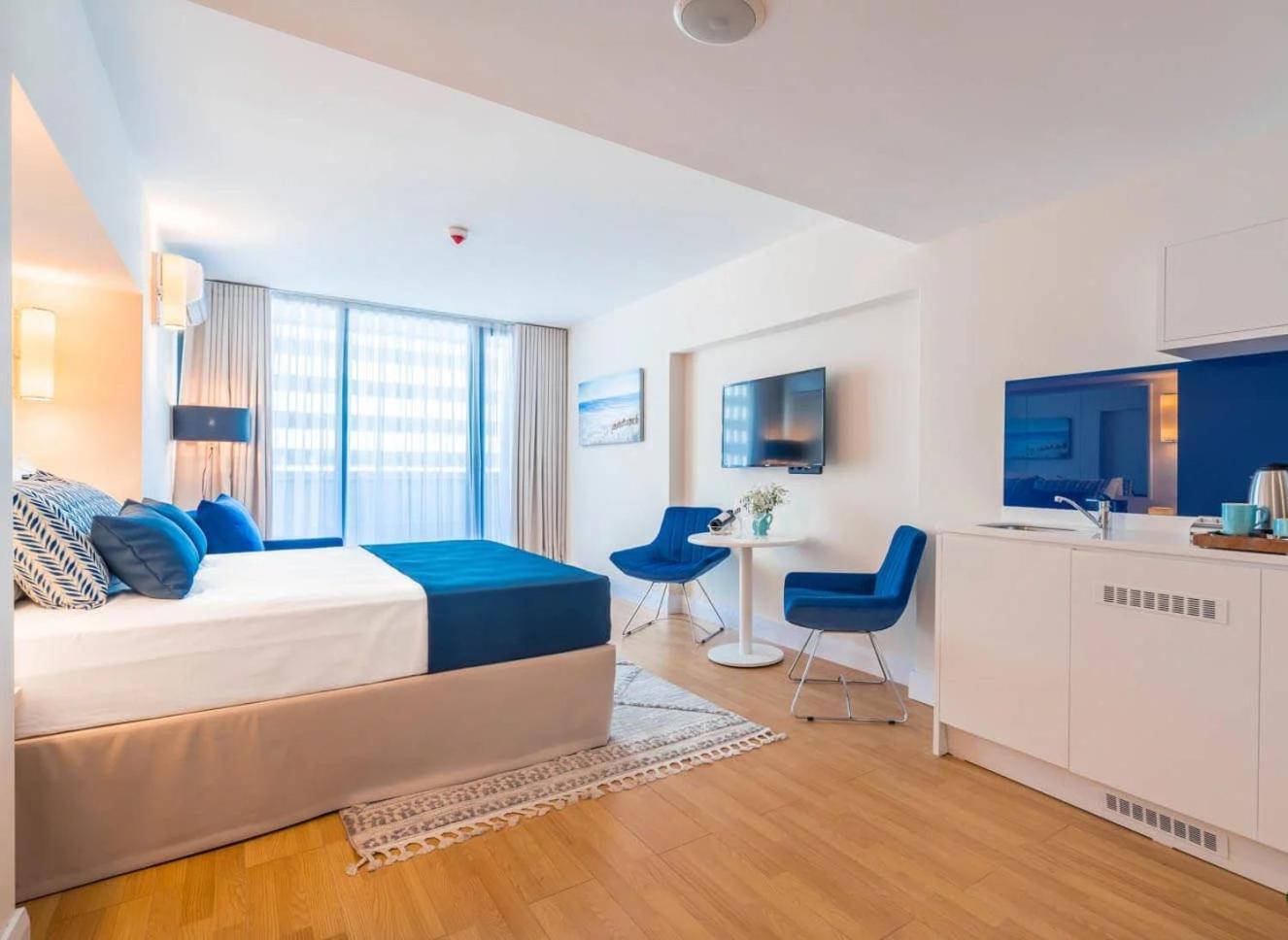 Orbi Sea View 24/7 Apartament *